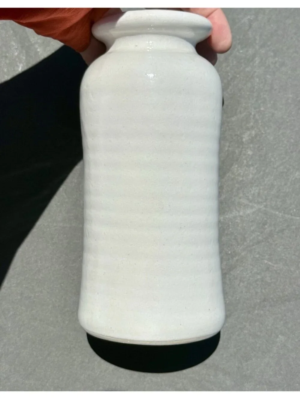vintage white Ceramic vase hand-painted pink iris floral design 7” x 3.5” EUC